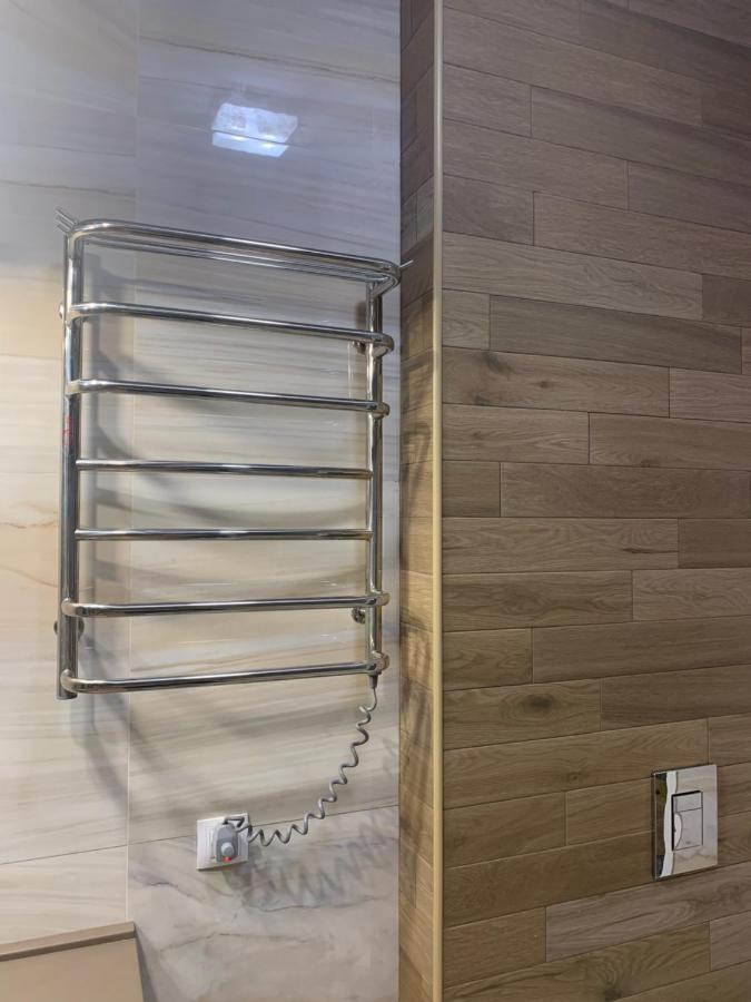 Comfortable Apartments French Quarter Акумулятори Світло Інтернет Завжди Kyjev Exteriér fotografie