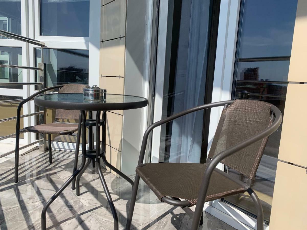 Comfortable Apartments French Quarter Акумулятори Світло Інтернет Завжди Kyjev Exteriér fotografie