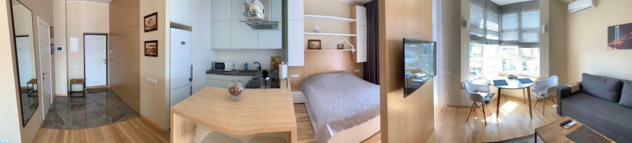 Comfortable Apartments French Quarter Акумулятори Світло Інтернет Завжди Kyjev Exteriér fotografie